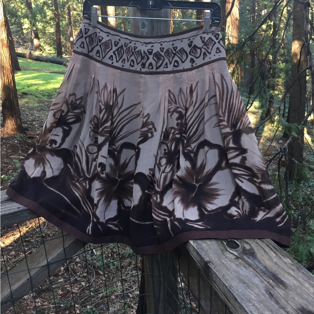 The Limited silky chiffon brown on cream pleated flowy mini skirt